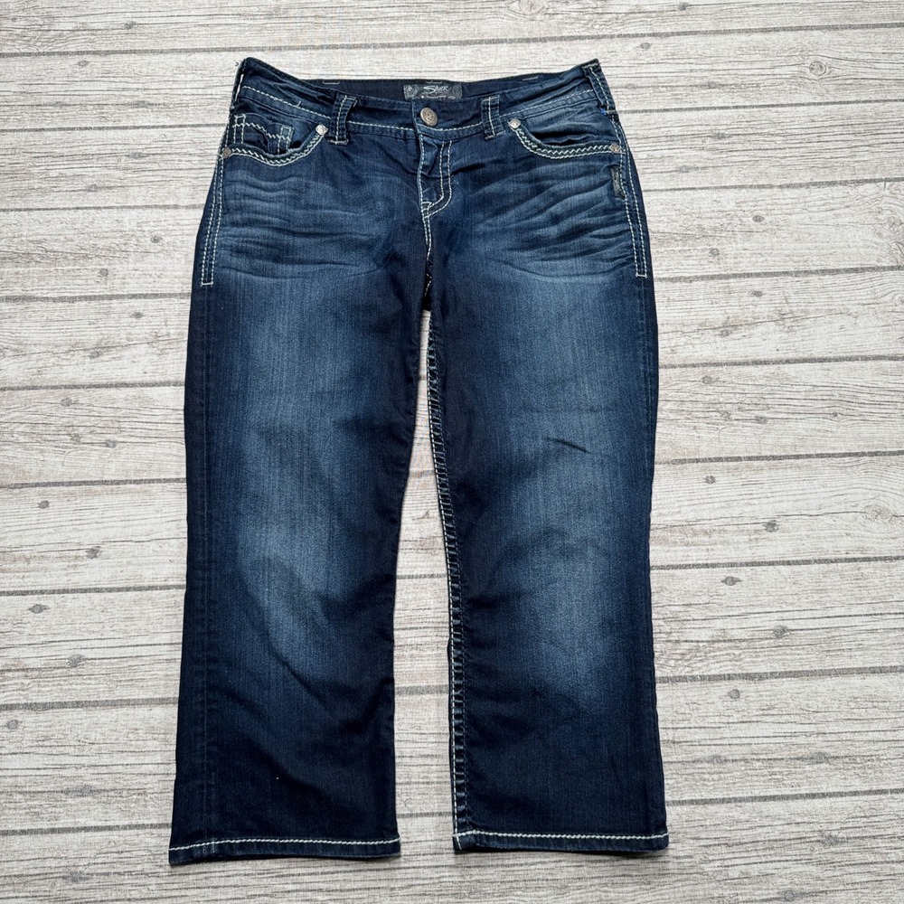 Silver Jeans Women's 31 Blue Dark Wash Capri Denim Whiskered Embellished Pockets